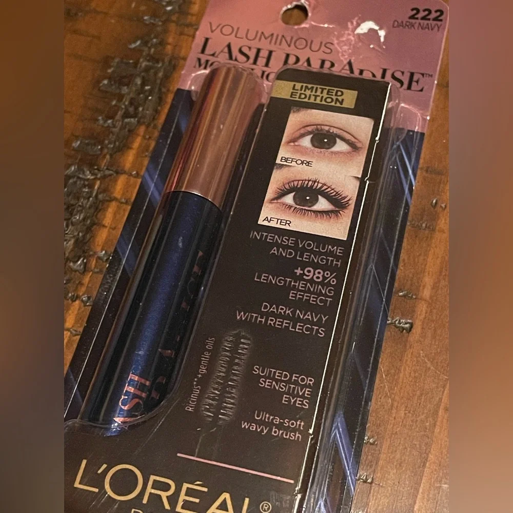 Blue Mascara